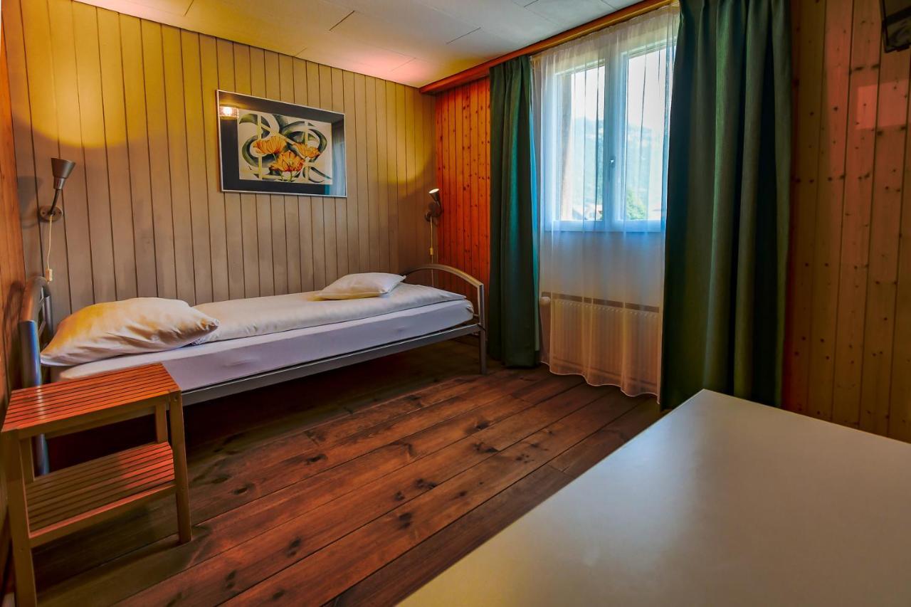 Hotel Tell And Apartments Unterseen Exterior foto