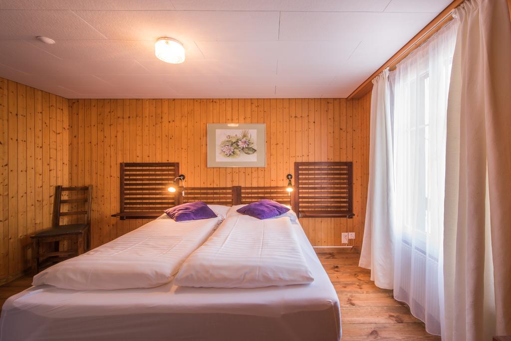 Hotel Tell And Apartments Unterseen Exterior foto